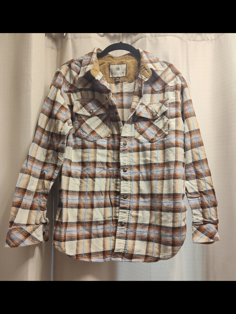 Legendary Whitetails Flannel Shirt Mens Brown Blue Tan Size MD Plaid Snap Up